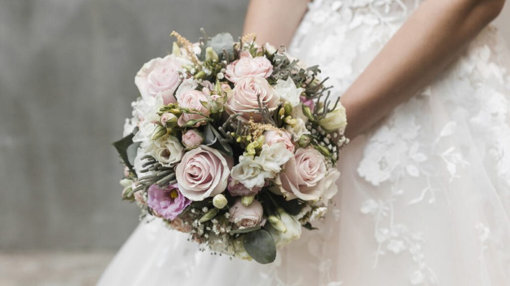 come-mantenere-fresco-bouquet-sposa